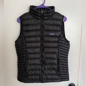 Patagonia Down Sweater Vest, black, size medium